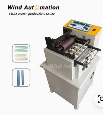 China Polyestervormmachine voor het snijden van manchetten en creasingmachine voor de productie van slotwedgen leverancier