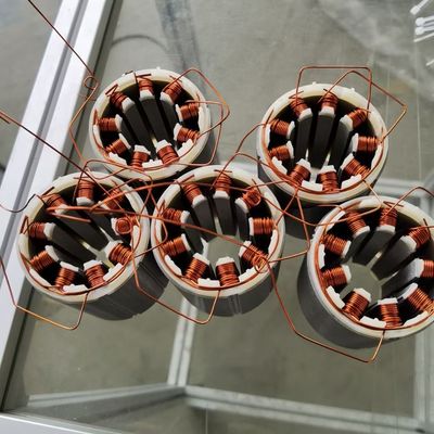 Volledig automatische motor wikkelmachine 8kw Tanden wikkel voor gecoate stator stapel leverancier
