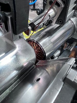 Volledig automatische 4 polen lap spoel winder leverancier