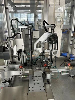 Commutator draaimachine op auto productielijn